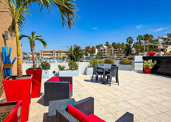 Marina & Ocean View Balcony, Rooftop Pool Access Сasa de vacaciones Cabo San Lucas