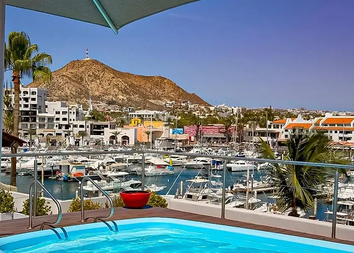 Marina & Ocean View Balcony, Rooftop Pool Access Сasa de vacaciones