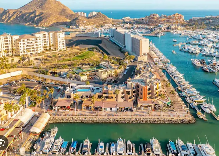 Marina & Ocean View Balcony, Rooftop Pool Access Сasa de vacaciones Cabo San Lucas
